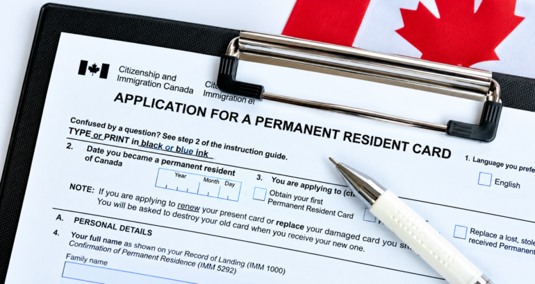 The Difference Between Canadian Permanent Residence and Citizenship